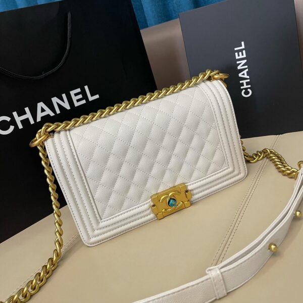 CHANEL Caviar Quilted New Medium Boy Flap White