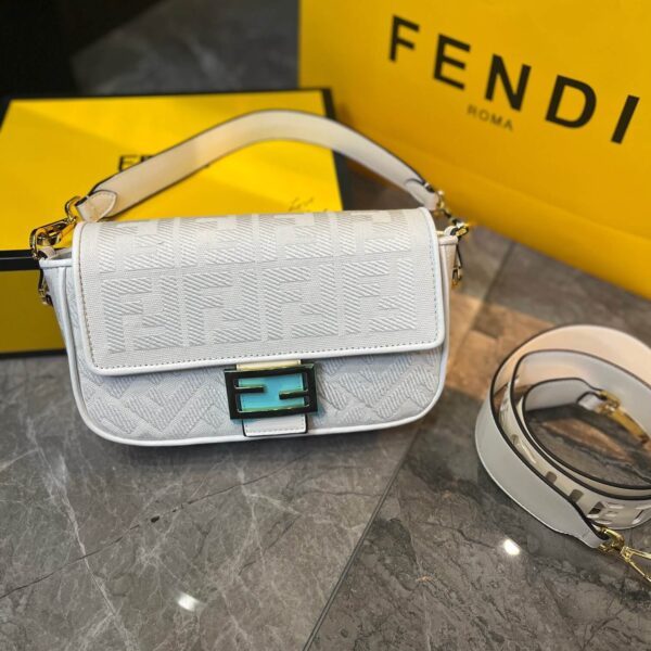 Fendi Baguette Shoulder White leather Bags For Women