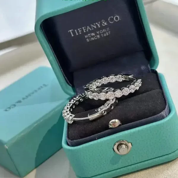 Tiffany Platinum Diamond Victoria Alternating Band Ring