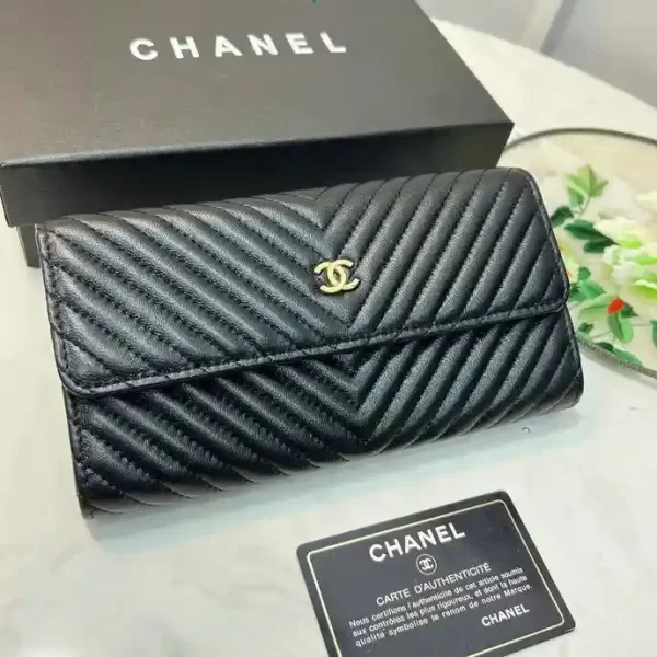 Chanel Black Chevron Lambskin Trifold Long Leather CC Flap Wallet