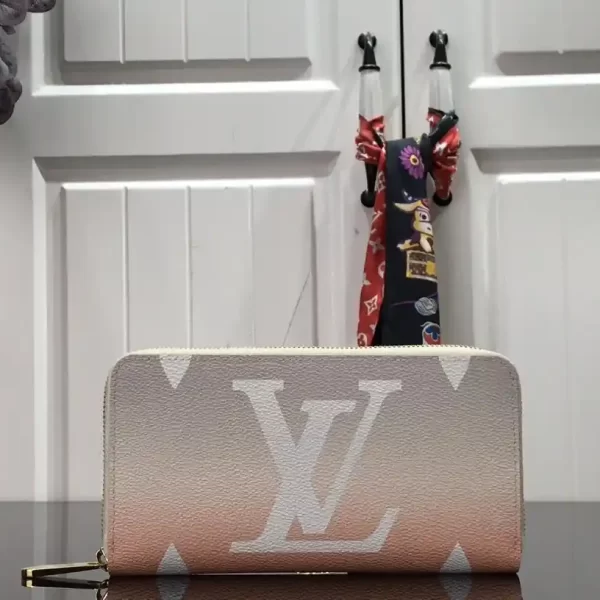 Louis Vuitton Monogram Giant By The Pool Zippy Wallet Light Pink