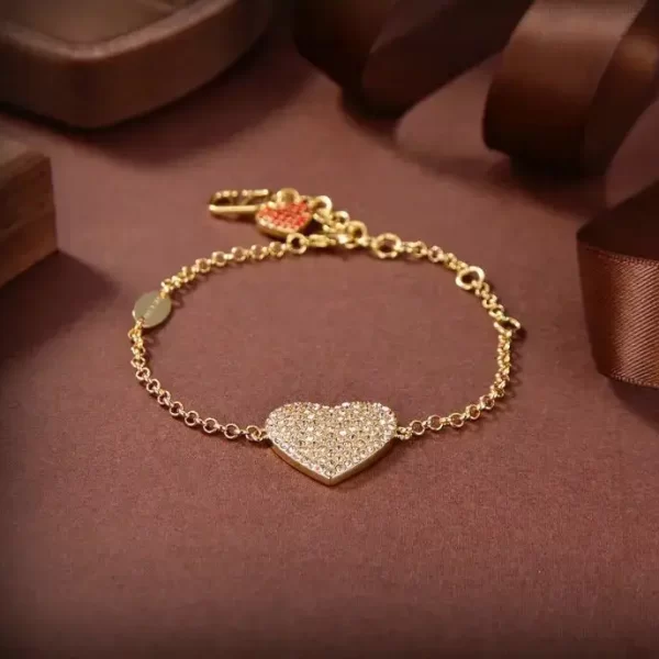 Valentino Dainty Gold Chain Bracelet With Zircon Heart